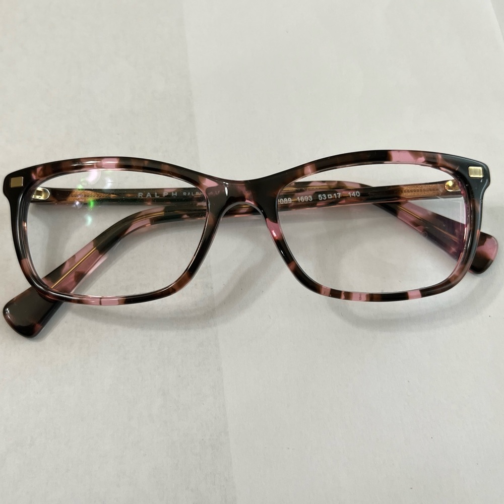 Eyeglasses